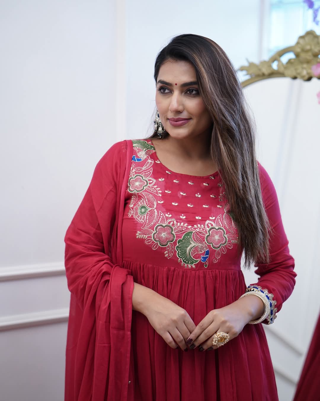 NIRAJFASHION.  MORLO